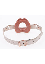 Load image into Gallery viewer, Sex & Mischief : Peaches ‘n CreaMe Silicone Lips - Ivory/Rose Gold