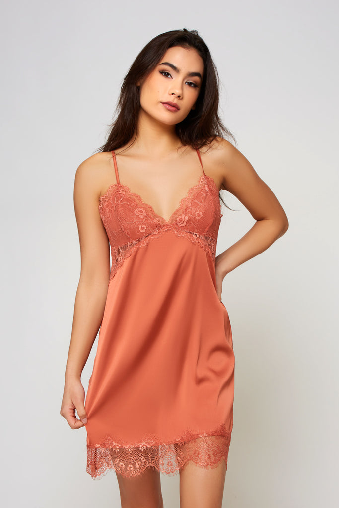 iCOLLECTION: 7956 CONSTANCE CHEMISE