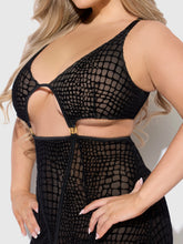 Load image into Gallery viewer, House of Desire: SNAKE VELVET-BURNOUT MESH CHEMISE &amp; G-STRING SET
