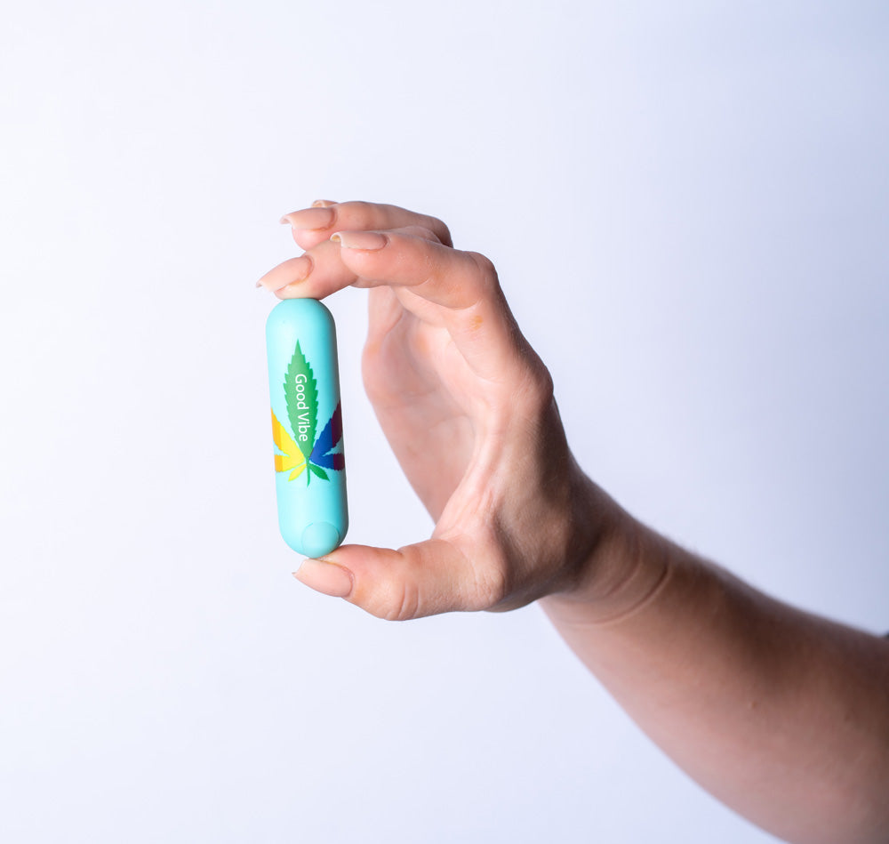 Maia : JESSI 420 Rechargeable Super Charged Mini Bullet